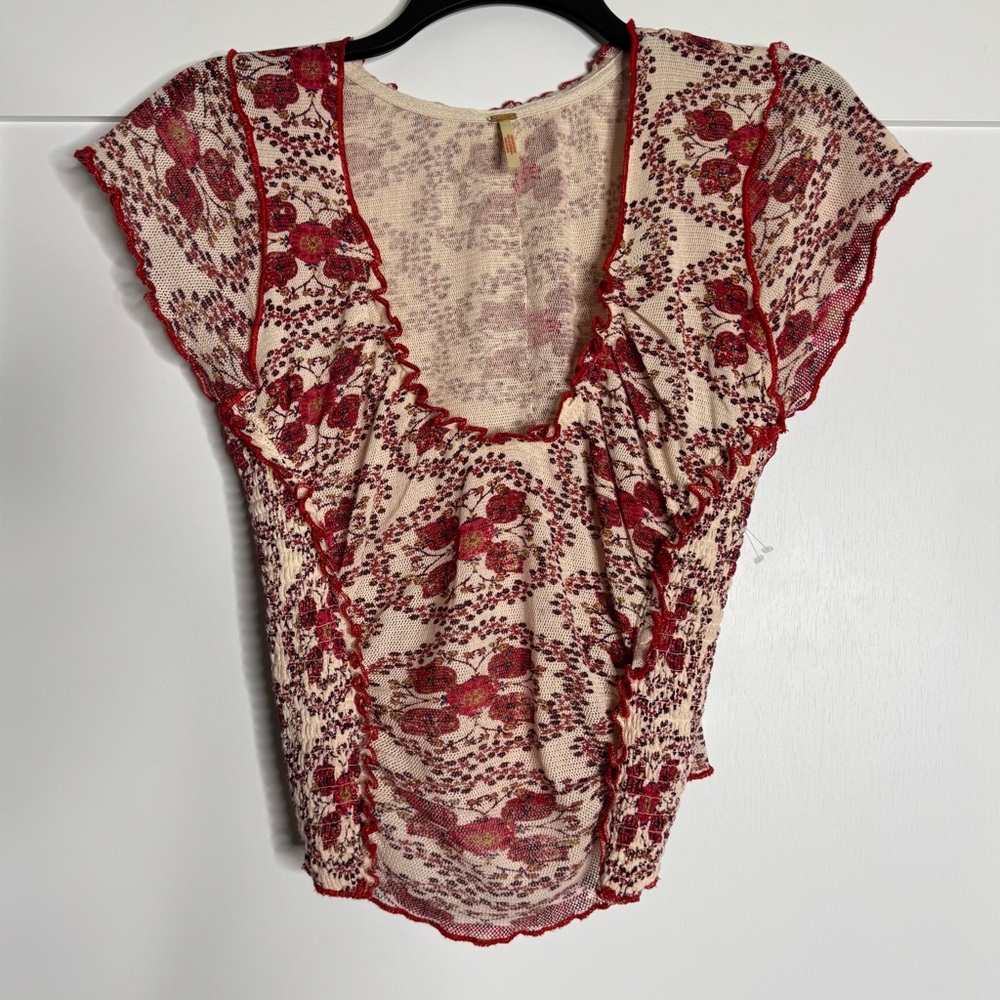 Free People red floral blouse - Picture 2 of 11